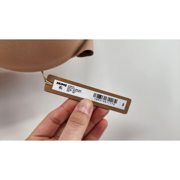 NWT Skims Womens 32D Clay Beige Ultimate Push Up Plunge Bra BA-PLG-9214 - Picture 4 of 6